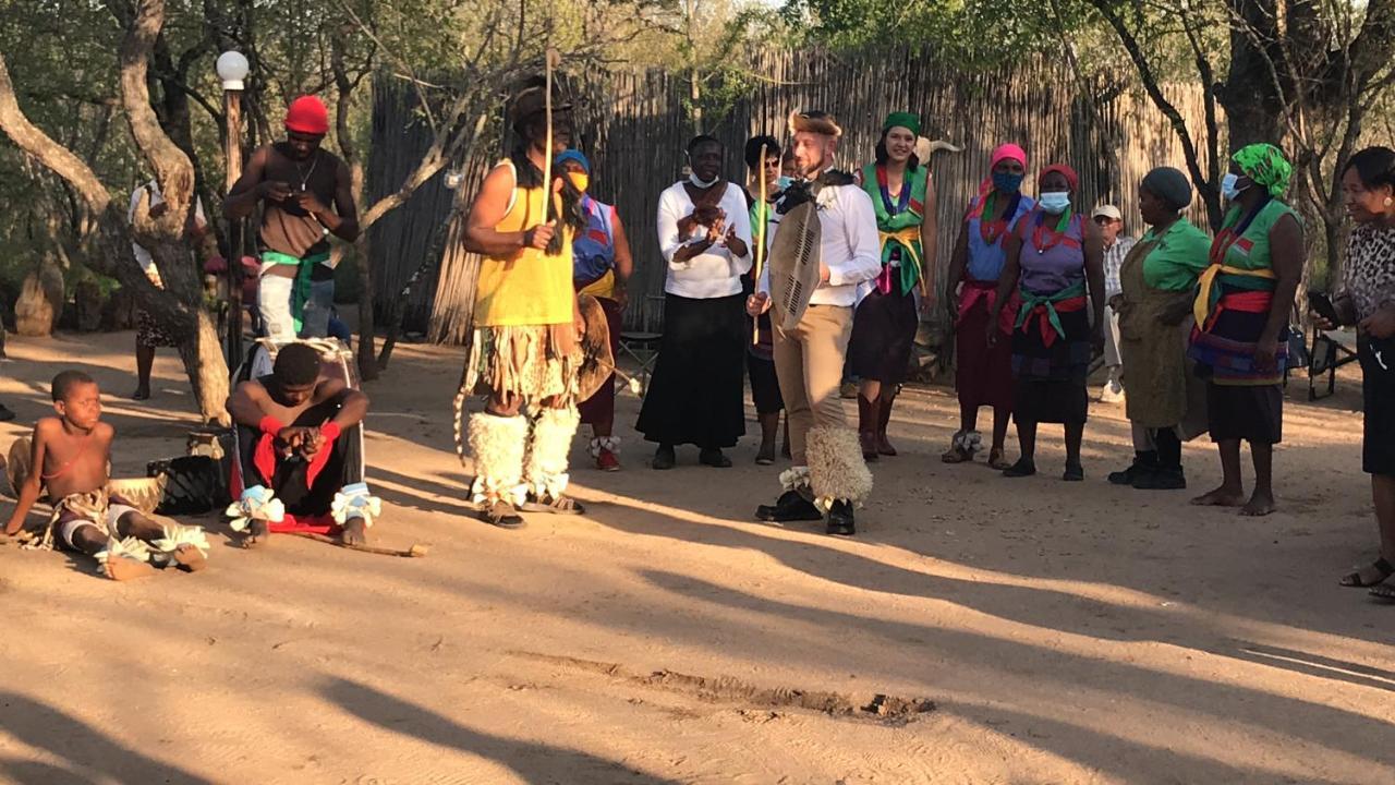 הודספרויט Mzsingitana Tented Camp מראה חיצוני תמונה
